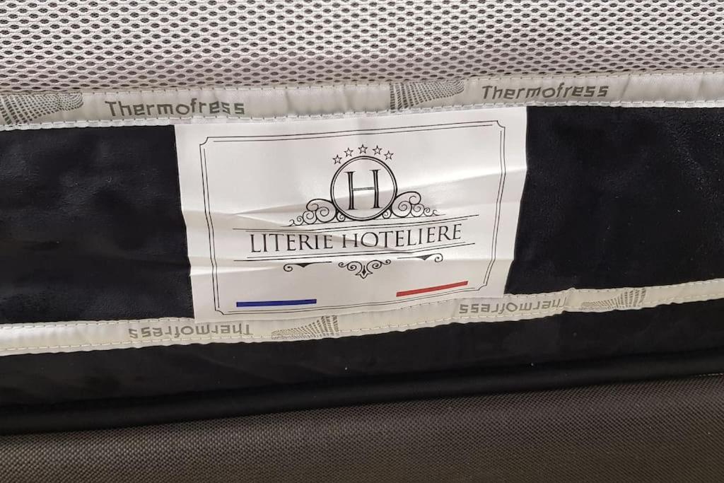 T2 Neuf Hypercentre 5 Couchages Daire Saint-Quentin  Dış mekan fotoğraf